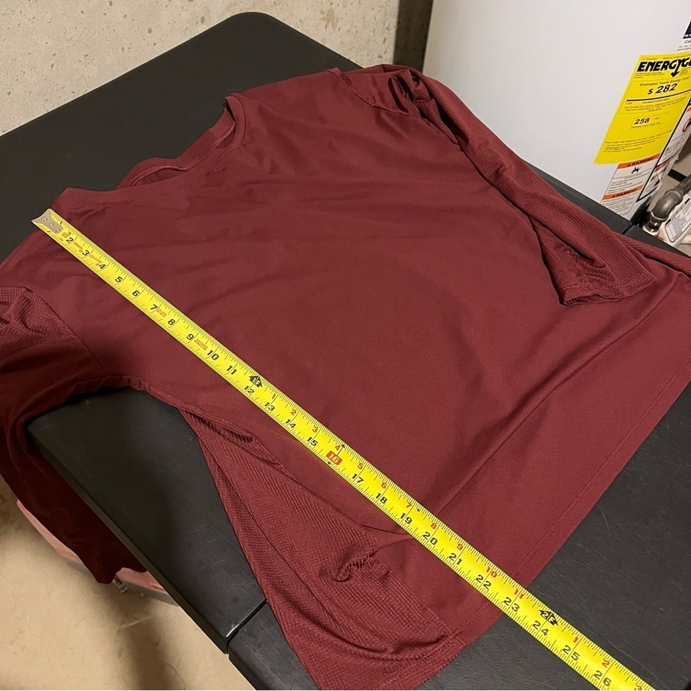 Fabletics Cashel Long Sleeve Cinched Back Top Shirt Women’s Size L Red Maroon - Picture 6 of 6